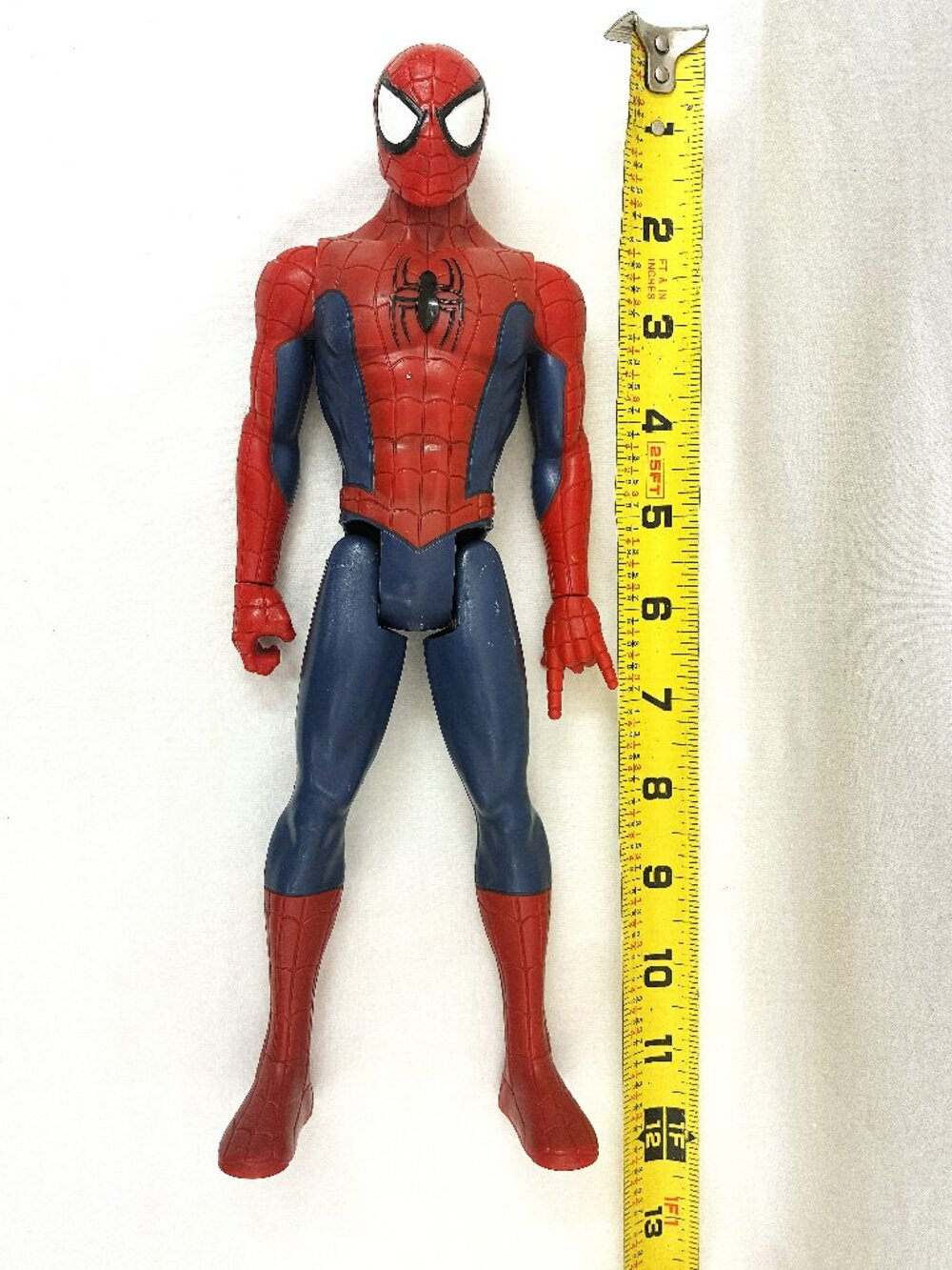 Marvel Titan Hero Series Spider-Man 12-Inch Action Figure with Fx Port